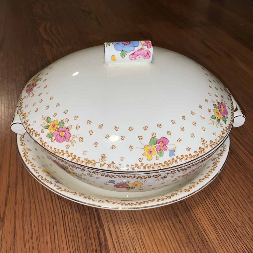 Barratts of Staffordshire England Dish & Bowl